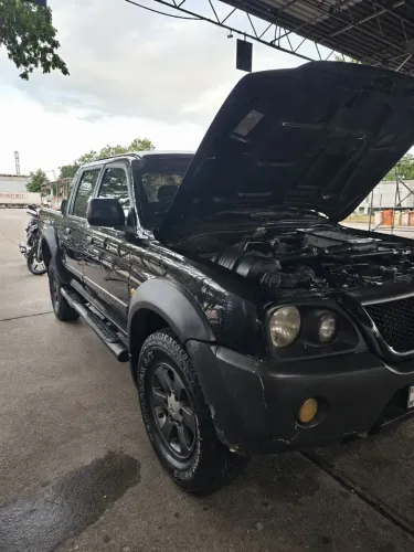 Mitsubishi L200 Outdoor HPE 2.5 4X4 CD T.dies. Mec. 2011