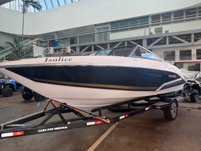 Lancha Ventura 195 CrossOver a mais Vendida da Categoria!