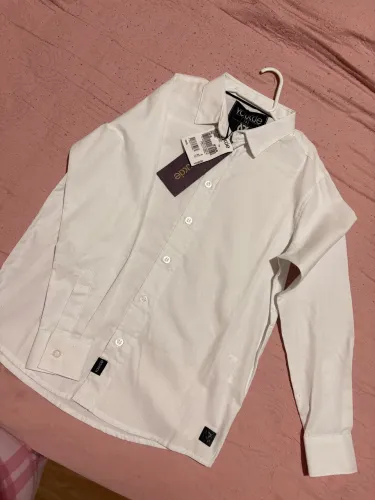 Camisa Branca Infantil Youccie Nova com Etiqueta - Tam. 08