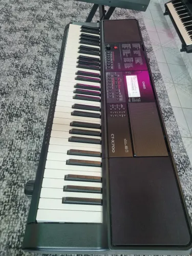 Teclado Casio CT-X700