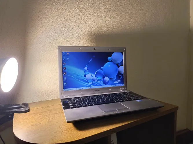 Notebook i3 com SSD + Bateria pronto para uso
