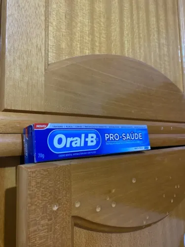 Pasta de dentes Fabricação 2009 oral-b pro-saúde