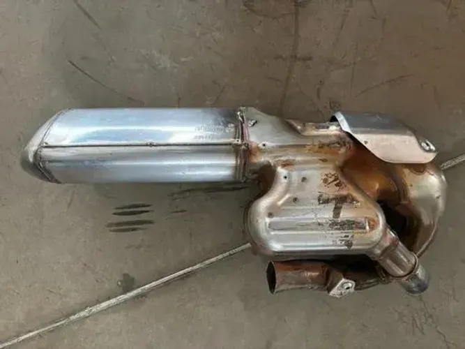 Marmita original hornet - Peças para moto