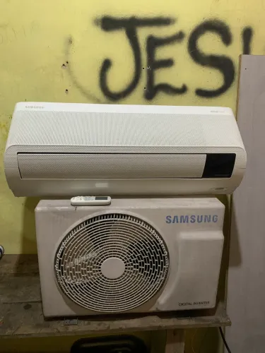 Split 9 mil Btu Wind free inverter