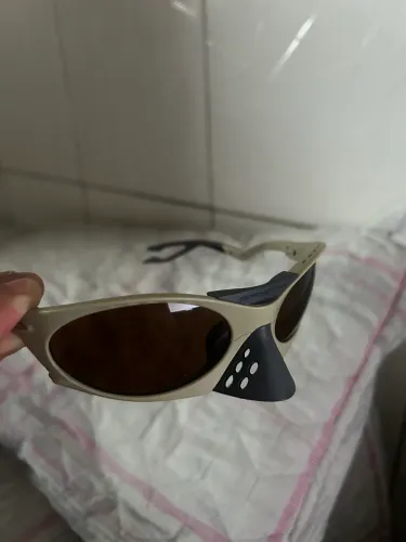 Oculos oakley plantaris / bico removivel