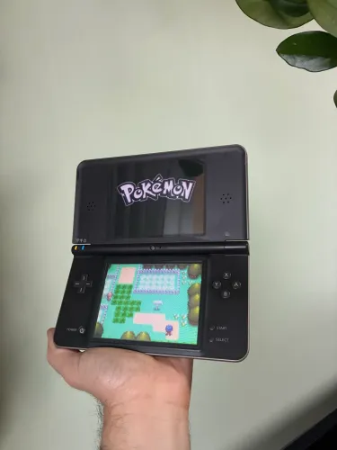 Nintendo DSI Xl - Cor bronze desbloqueado