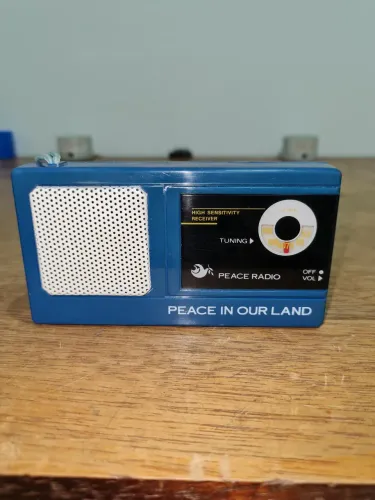 Radio transistorizado de bolso antigo