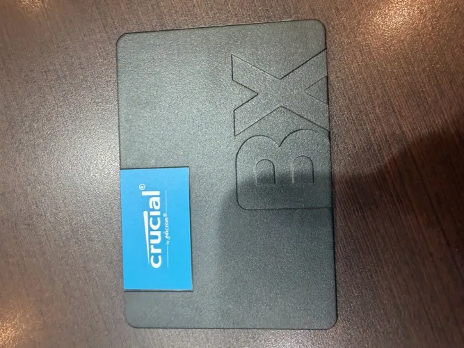 SSD Crucial BX500 240GB - usado