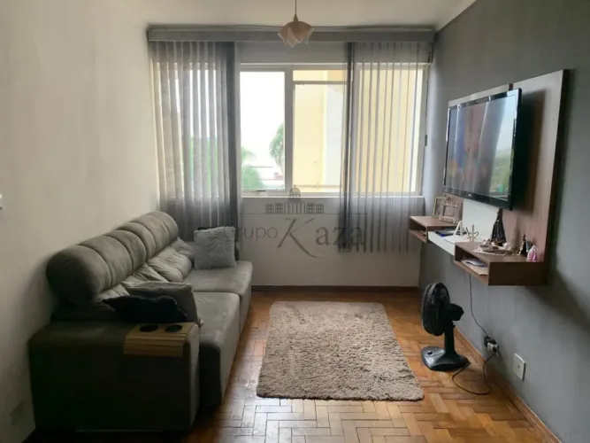 Apartamento - Residencial - No bairro Centro - Condomínio do Edifício Mansão do Vale Jacar