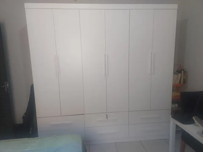 Guarda roupas de casal