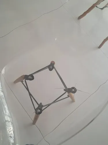 Par de cadeiras Eames transparente em acrílico - ótimo estado