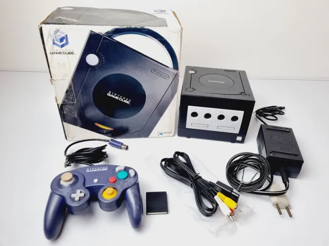 J74-NINTENDO GAME CUBE PRETO