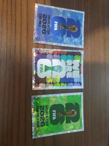 3 figurinhas copa 2026 original FWC 4,7 e 8