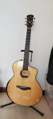 Violão J White AH599
