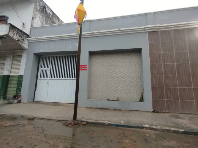 ALUGA-SE PONTO COMERCIAL EM GOVERNADOR MANGABEIRA