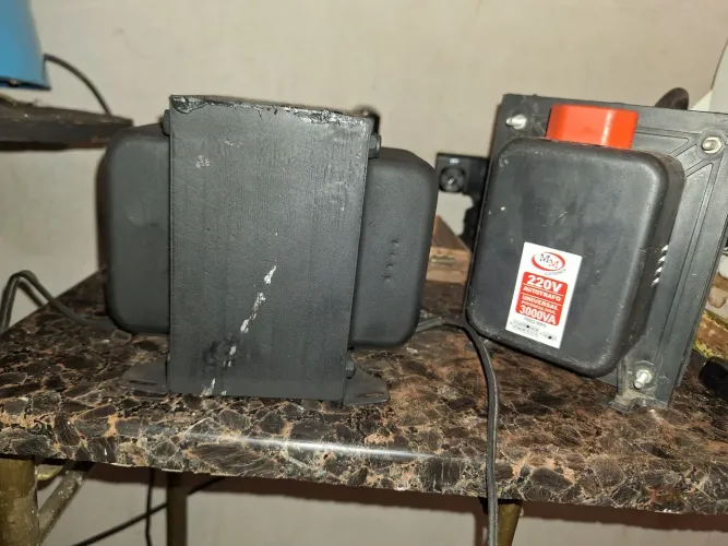 Transformador 127 para 220