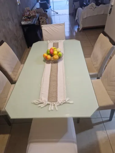 Mesa de jantar 6 lugares 