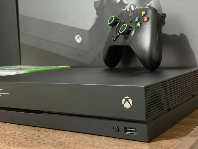 Xbox One X 1Tb