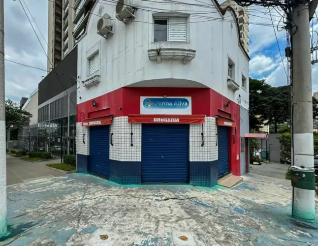 Sobrado para aluguel com 100 m², esquina em Vila Clementino