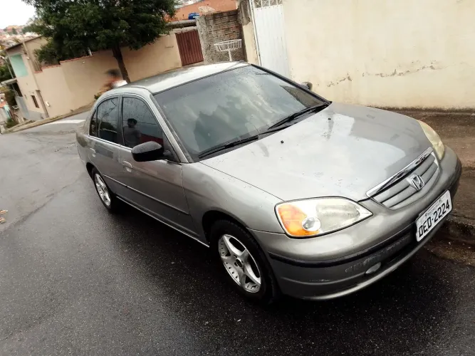 Honda Civic Sedan LX 1.7 16V 115cv Mec. 4P 2001