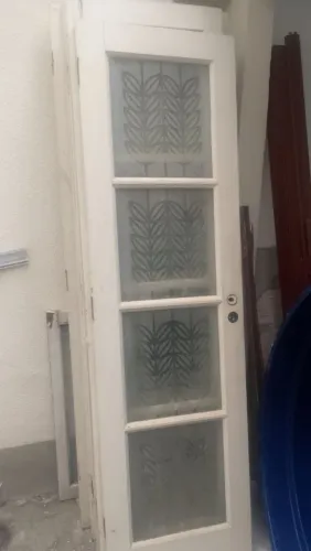 Porta antiga madeira e vidro 