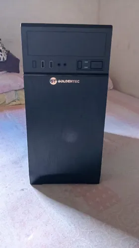 Computador Goldentec com monitor e mouse usado poucas vezes 