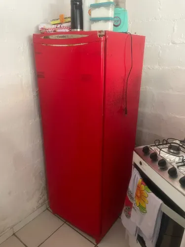 Geladeira pra vender 120,00 