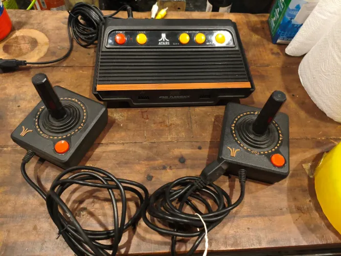 Atari - Flashback - 110 jogos na Memória