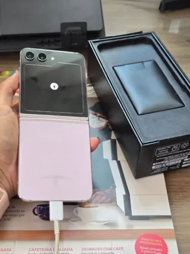 Samsung Z Flip 5