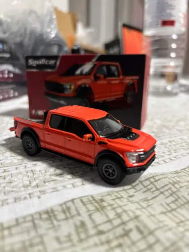 *Smallcar Masdi Ford Raptor F-150 1/64