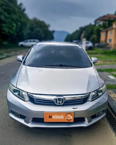 Honda Civic Sedan LXR 2.0 Flexone 16V Aut. 4P 2014