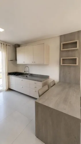 Casa a Venda com móveis sob medida