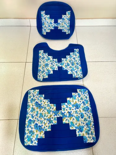 Conjunto de tapetes de banheiro