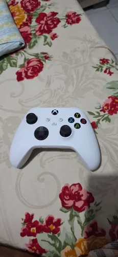Controle ? do xbox series s novo sem nada para fazer
