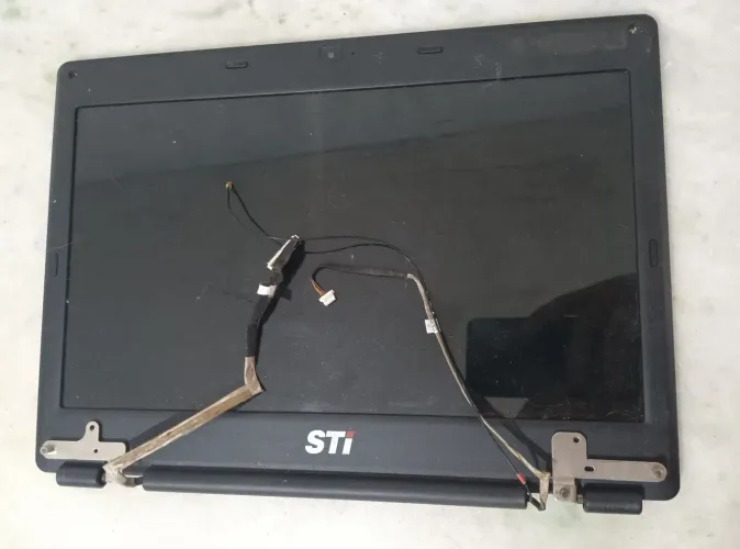 Tela com moldura notebook STi is1414