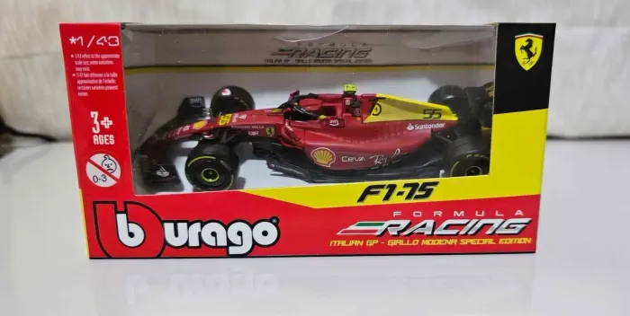 MINIATURA FERRARI F1-75 - EDIÇÃO ESPECIAL