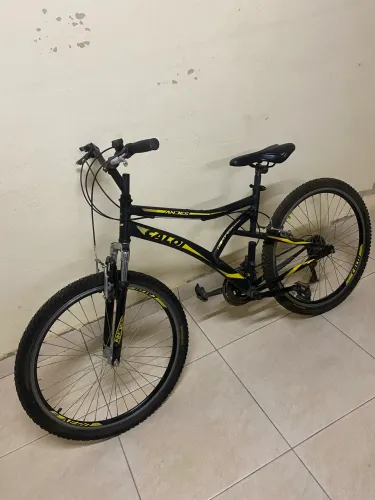 Bicicleta Caloi Andes Aro 26 - 21 Marchas + Kit Segurança e Acessórios!