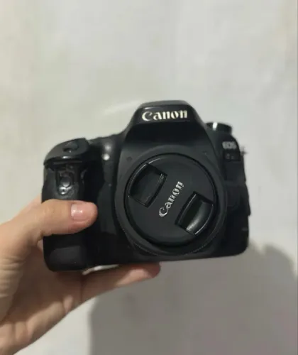 Canon 80D (só o corpo)