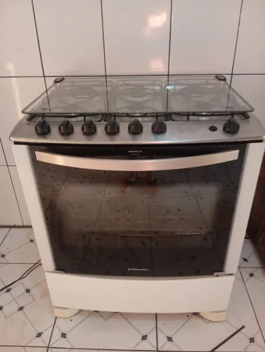 Vendo FOGÃO 6 BOCAS ELECTROLUX 