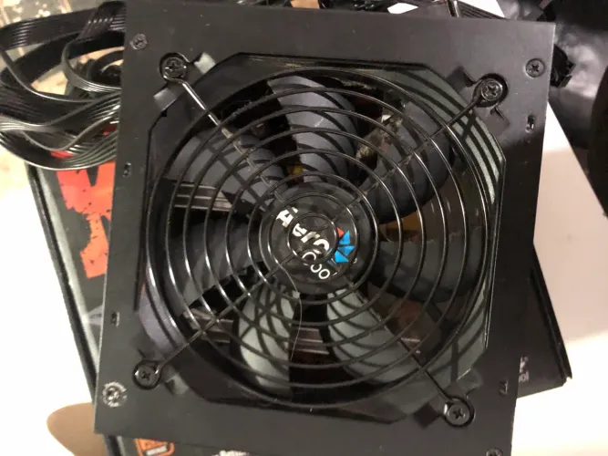 Fonte 700w 80plus