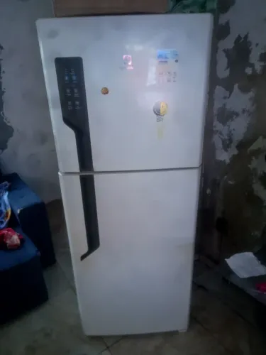 Geladeira Eletrolux
