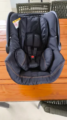 Bebê conforto Borigotto