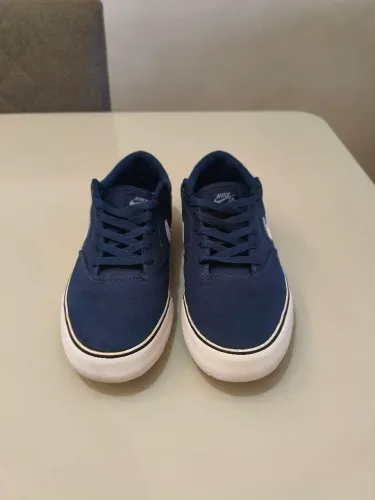 02 Tênis - Nike SB Chron 2 azul nº 40 / Redley Originals Preto nº 41