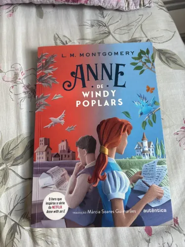 Livro Anne de Windy Poplars 4