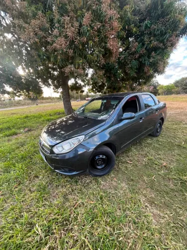 Fiat Grand Siena Attrac. 1.4 EVO F.flex 8V 2014