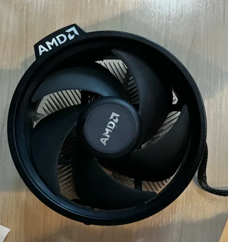 Cooler Stock am4 Wraith Spire