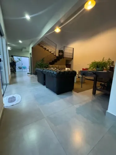 Casa à venda no Jardim Márcia I, Agudos - SP, 3 dormitórios.