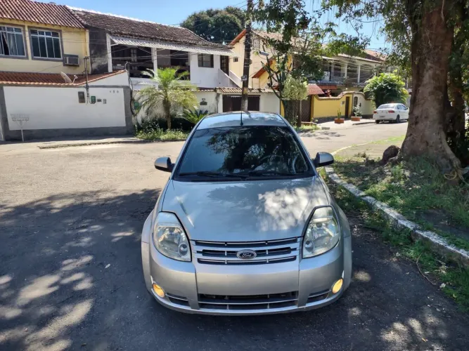 Ford KA 1.6 8V Flex 3P 2011