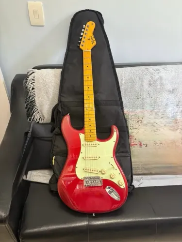Guitarra Tagima 500
