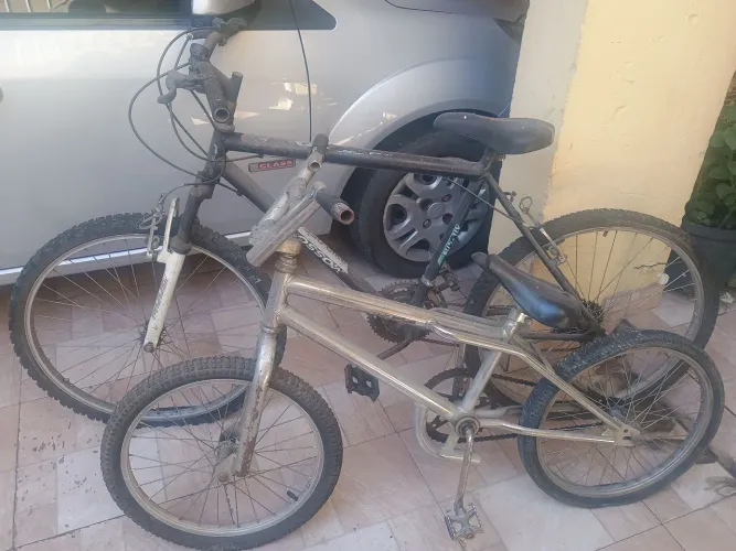 Duas bicicletas muito barato